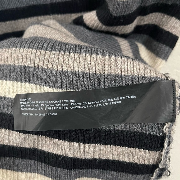Theory Canonical Gray Wool Blend Mock Neck Striped Sweater Dress Size Small - Picture 5 of 6